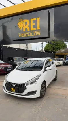 HYUNDAI HB20 1.6 PREMIUM 16V FLEX 4P AUTOMÁTICO HYUNDAI HB20 1.6 PREMIUM 16V FLEX 4P AUTOMÁTICO