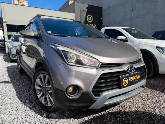 HYUNDAI HB20X 1.6 16V PREMIUM FLEX 4P AUTOMÁTICO