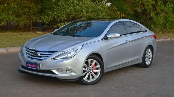 HYUNDAI SONATA 2.4 MPFI I4 16V 182CV GASOLINA 4P AUTOMÁTICO HYUNDAI SONATA 2.4 MPFI I4 16V 182CV GASOLINA 4P AUTOMÁTICO