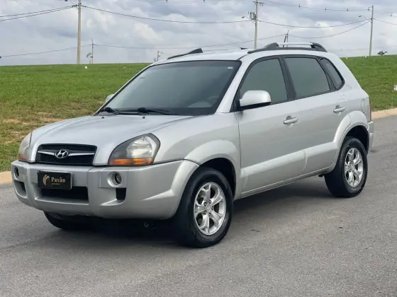 HYUNDAI TUCSON 2.0 MPFI GLS 16V 143CV 2WD FLEX 4P AUTOMÁTICO