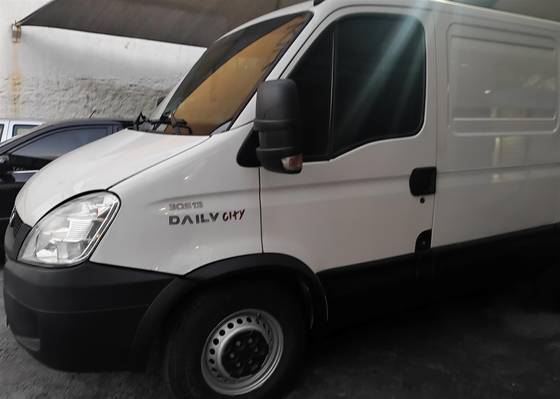 IVECO DAILY 2.3  HPI DIESEL 30S13 CHASSI MANUAL