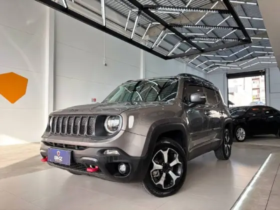 JEEP RENEGADE 2.0 16V TURBO DIESEL TRAILHAWK 4P 4X4 AUTOMÁTICO JEEP RENEGADE 2.0 16V TURBO DIESEL TRAILHAWK 4P 4X4 AUTOMÁTICO