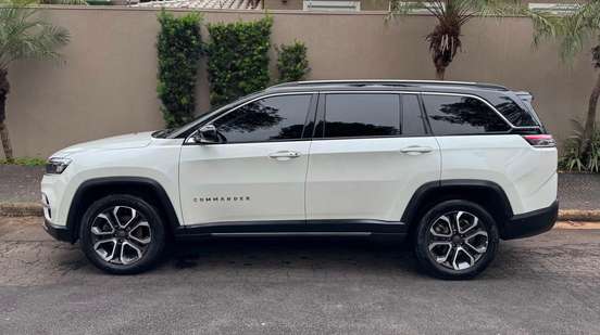 JEEP-COMMANDER-2022