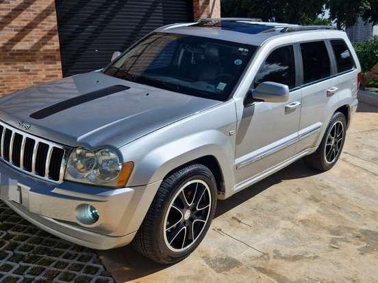 JEEP-GRAND CHEROKEE-4.7 LIMITED 4X4 V8 16V GASOLINA 4P AUTOMÁTICO JEEP-GRAND CHEROKEE-2005