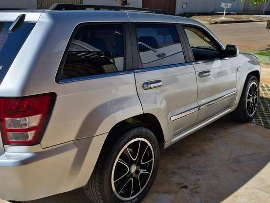 JEEP-GRAND CHEROKEE-4.7 LIMITED 4X4 V8 16V GASOLINA 4P AUTOMÁTICO JEEP-GRAND CHEROKEE-2005