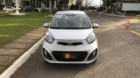 KIA PICANTO 1.0 EX 12V FLEX 4P MANUAL KIA PICANTO 1.0 EX 12V FLEX 4P MANUAL