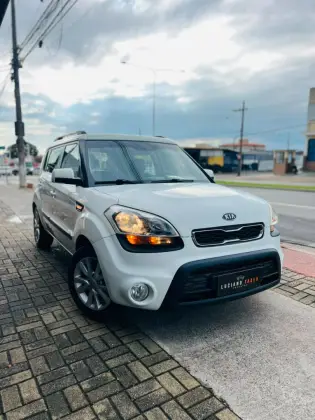 KIA SOUL 1.6 EX U.163 16V FLEX 4P MANUAL KIA SOUL 1.6 EX U.163 16V FLEX 4P MANUAL