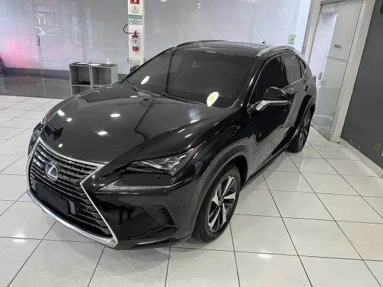 LEXUS NX 300h 2.5 16V VVT-I HYBRID LUXURY CVT AWD LEXUS NX 300h 2.5 16V VVT-I HYBRID LUXURY CVT AWD