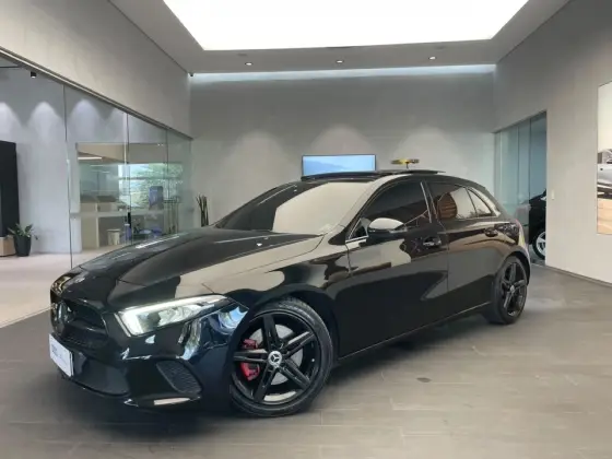 MERCEDES-BENZ A 250 2.0 CGI GASOLINA SPORT 7G-DCT MERCEDES-BENZ A 250 2.0 CGI GASOLINA SPORT 7G-DCT