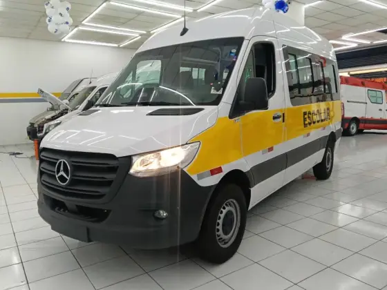 MERCEDES-BENZ SPRINTER 2.0 CDI DIESEL FURGÃO 417 LONGO MANUAL MERCEDES-BENZ SPRINTER 2.0 CDI DIESEL FURGÃO 417 LONGO MANUAL