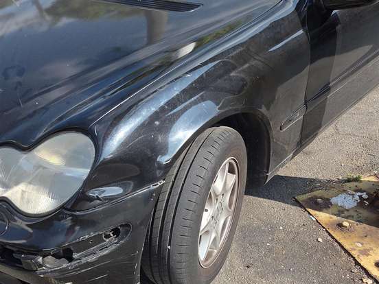 MERCEDES-BENZ-C 180 K-1.8 CLASSIC KOMPRESSOR 16V 143 CV GASOLINA 4P AUTOMÁTICO MERCEDES-BENZ-C 180 K-2004