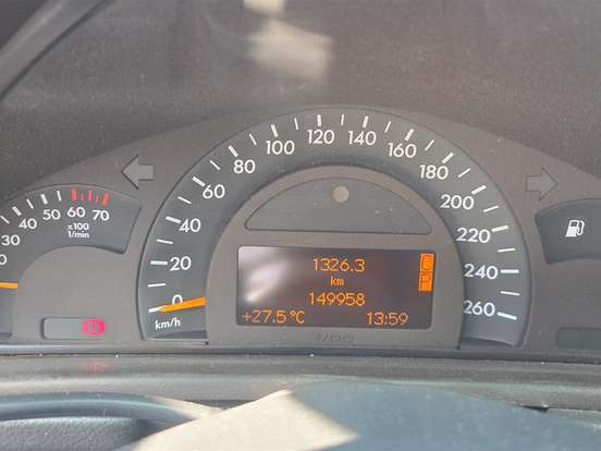 MERCEDES-BENZ-C 180 K-1.8 CLASSIC KOMPRESSOR 16V 143 CV GASOLINA 4P AUTOMÁTICO MERCEDES-BENZ-C 180 K-2004