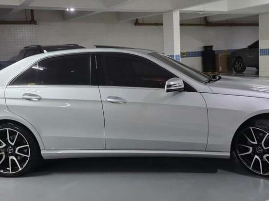 MERCEDES-BENZ-E 250-2.0 AVANTGARDE 16V TURBO GASOLINA 4P AUTOMÁTICO MERCEDES-BENZ-E 250-2013