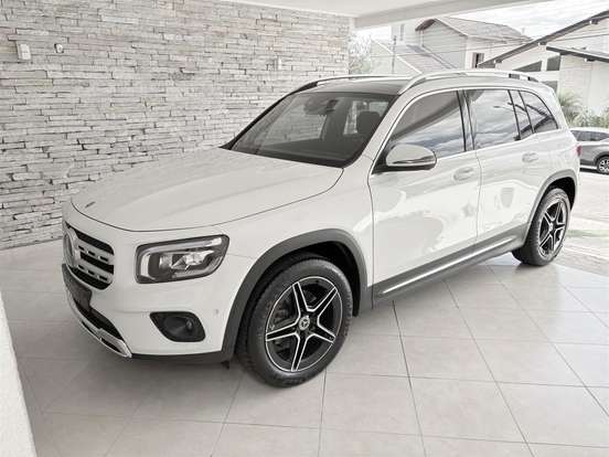 MERCEDES-BENZ-GLB 200-2022