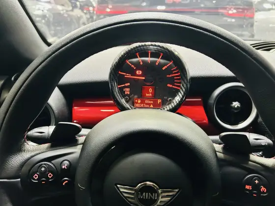 MINI JOHN COOPER WORKS 1.6 COUPE 16V 211CV GASOLINA 2P AUTOMÁTICO MINI JOHN COOPER WORKS 1.6 COUPE 16V 211CV GASOLINA 2P AUTOMÁTICO