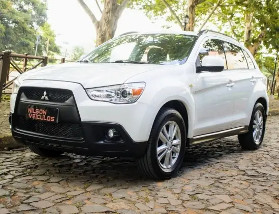MITSUBISHI ASX 2.0 4X2 16V GASOLINA 4P AUTOMÁTICO MITSUBISHI ASX 2.0 4X2 16V GASOLINA 4P AUTOMÁTICO