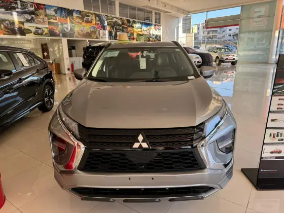 MITSUBISHI ECLIPSE CROSS 1.5 MIVEC TURBO GASOLINA RUSH CVT MITSUBISHI ECLIPSE CROSS 1.5 MIVEC TURBO GASOLINA RUSH CVT