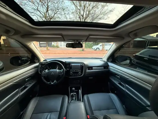 MITSUBISHI-OUTLANDER-2.0 MIVEC GASOLINA HPE AUTOMÁTICO MITSUBISHI-OUTLANDER-2018