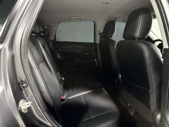 MITSUBISHI-OUTLANDER-2.0 MIVEC GASOLINA HPE AUTOMÁTICO MITSUBISHI-OUTLANDER-2020