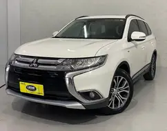 MITSUBISHI OUTLANDER 3.0 GT 4X4 V6 24V GASOLINA 4P AUTOMÁTICO MITSUBISHI OUTLANDER 3.0 GT 4X4 V6 24V GASOLINA 4P AUTOMÁTICO