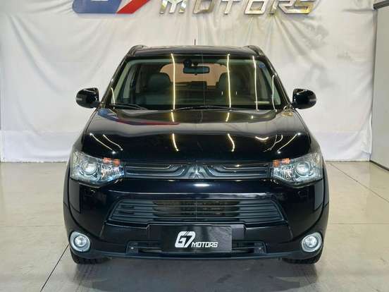 MITSUBISHI-OUTLANDER-3.0 GT 4X4 V6 24V GASOLINA 4P AUTOMÁTICO MITSUBISHI-OUTLANDER-2014