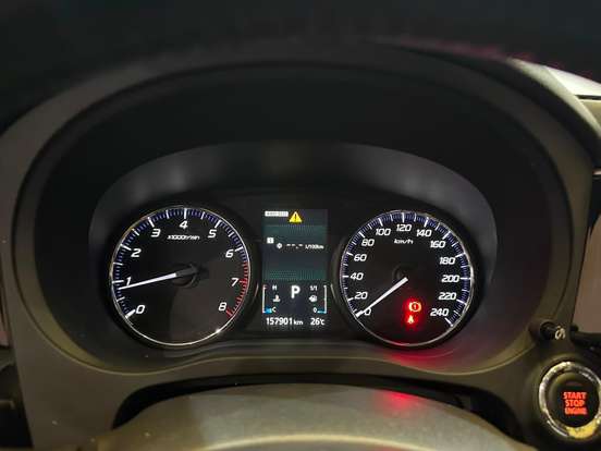 MITSUBISHI-OUTLANDER-2014