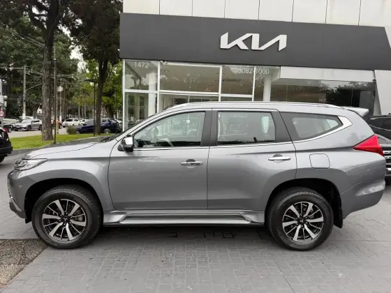 MITSUBISHI PAJERO SPORT 2.4 16V MIVEC TURBO DIESEL HPE AWD AUTOMÁTICO MITSUBISHI PAJERO SPORT 2.4 16V MIVEC TURBO DIESEL HPE AWD AUTOMÁTICO