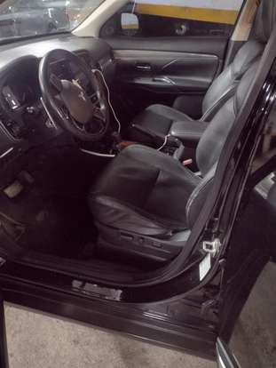 MITSUBISHI-OUTLANDER-2.0 MIVEC GASOLINA HPE AUTOMÁTICO MITSUBISHI-OUTLANDER-2019