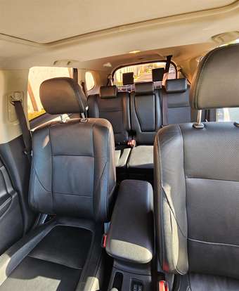 MITSUBISHI-OUTLANDER-2016
