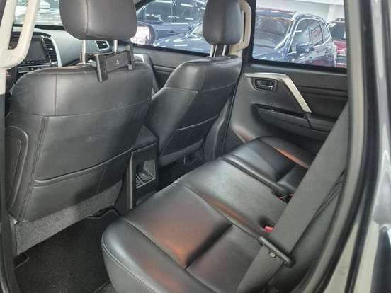 MITSUBISHI-PAJERO SPORT-2.4 16V MIVEC TURBO DIESEL HPE-S AWD AUTOMÁTICO MITSUBISHI-PAJERO SPORT-2023
