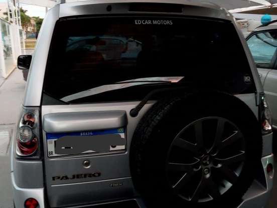 MITSUBISHI-PAJERO TR4-2.0 4X2 16V 140CV FLEX 4P AUTOMÁTICO MITSUBISHI-PAJERO TR4-2013