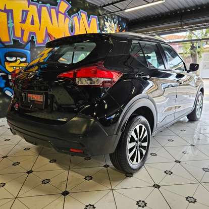 NISSAN-KICKS-2018