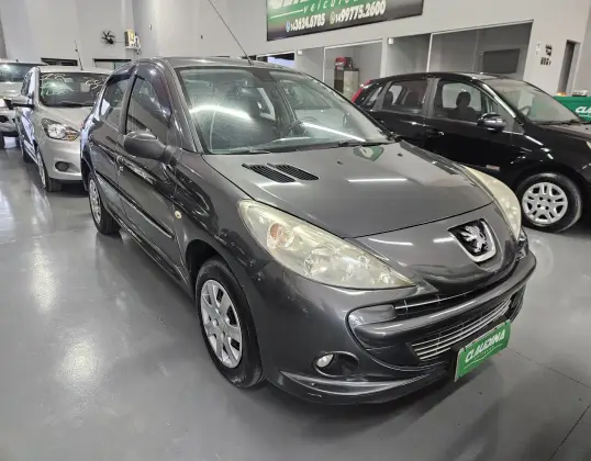 PEUGEOT 207 1.4 XR 8V FLEX 4P MANUAL PEUGEOT 207 1.4 XR 8V FLEX 4P MANUAL
