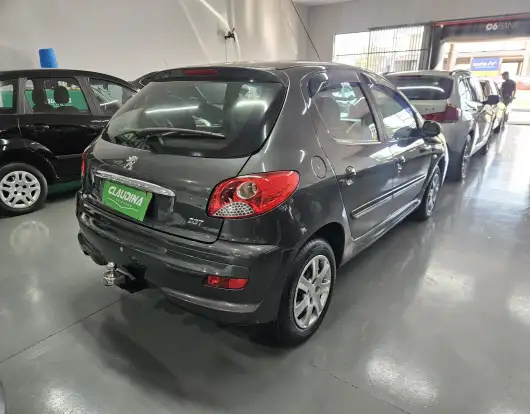 PEUGEOT-207-2011