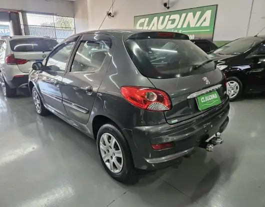 PEUGEOT-207-2011