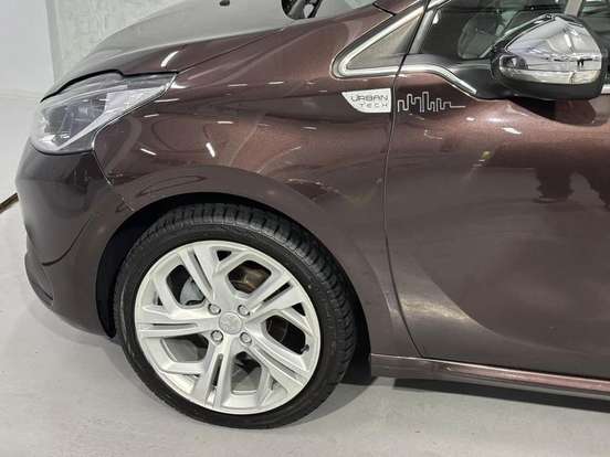 PEUGEOT-208-1.6 URBANTECH 16V FLEX 4P AUTOMÁTICO PEUGEOT-208-2017