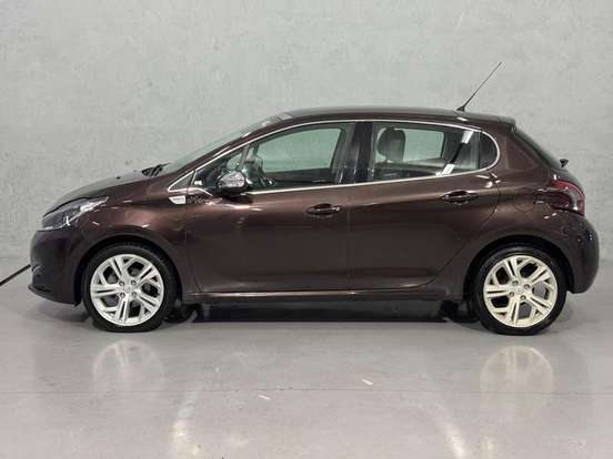 PEUGEOT-208-1.6 URBANTECH 16V FLEX 4P AUTOMÁTICO PEUGEOT-208-2017