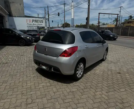 PEUGEOT-308-2013
