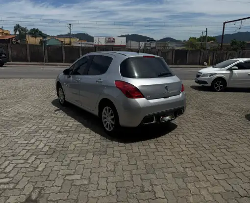 PEUGEOT-308-2013
