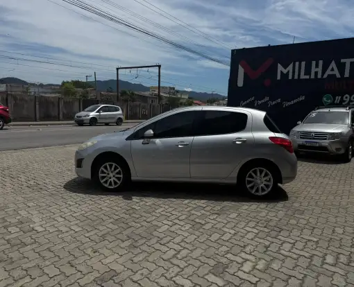 PEUGEOT-308-2013