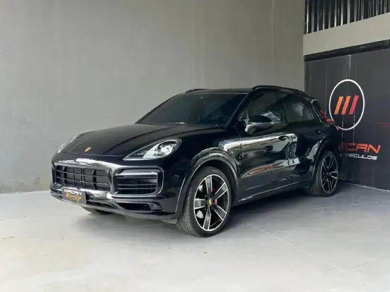 PORSCHE-CAYENNE-2022