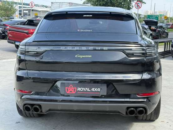 PORSCHE-CAYENNE-2023