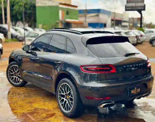 PORSCHE-MACAN-2017