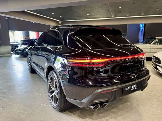 PORSCHE-MACAN-2022