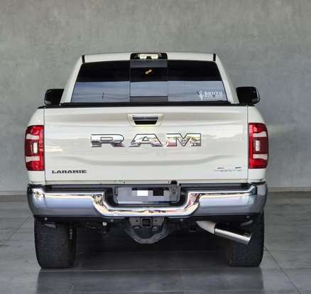 RAM-3500-6.7 I6 TURBO DIESEL LARAMIE CD 4X4 AUTOMÁTICO RAM-3500-2022