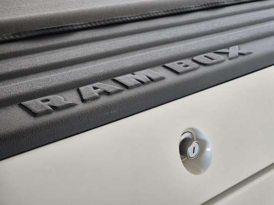 RAM-3500-6.7 I6 TURBO DIESEL LARAMIE CD 4X4 AUTOMÁTICO RAM-3500-2022