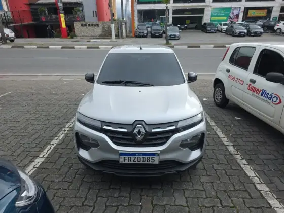 RENAULT KWID 1.0 12V SCE FLEX INTENSE MANUAL RENAULT KWID 1.0 12V SCE FLEX INTENSE MANUAL