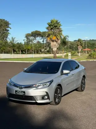 TOYOTA-COROLLA-2018
