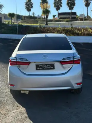 TOYOTA-COROLLA-2018