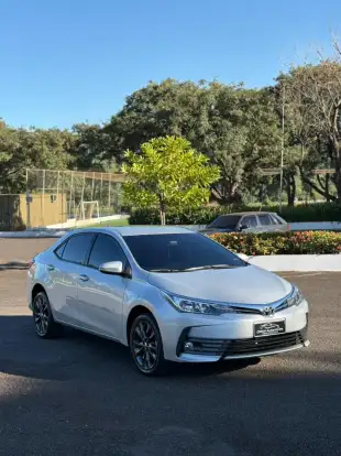 TOYOTA-COROLLA-2018
